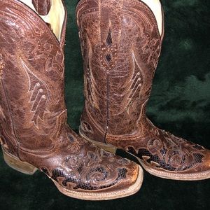 Women’s Corral Vintage Brand boots